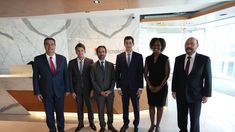 De Pedro y los gobernadores en las oficinas de Microsoft.