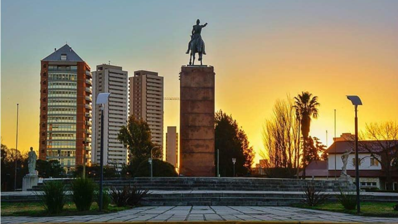 En Córdoba, Río Cuarto se destaca como un punto clave para el turismo regional y las actividades al aire libre.