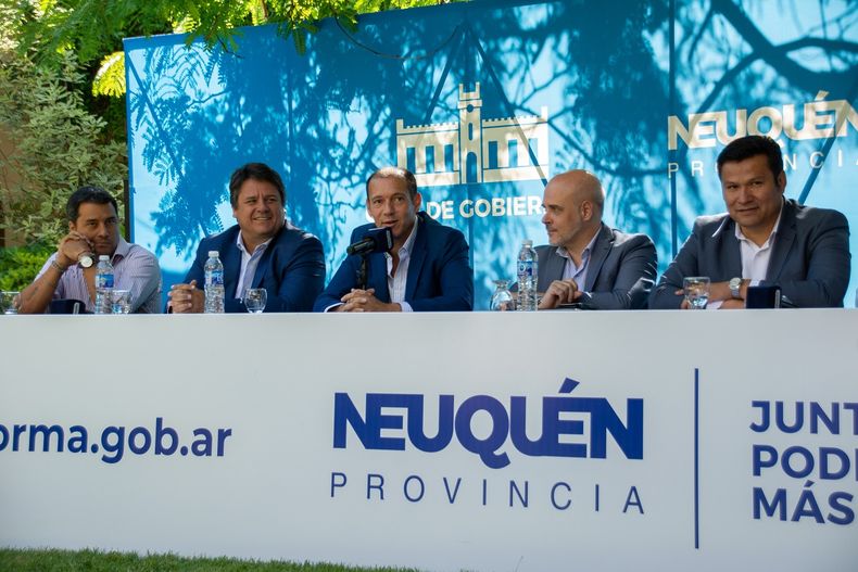 Neuquén desdoblará las elecciones.