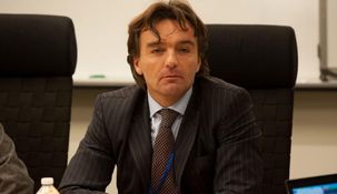 Cosentino había asumido en el inicio del Gobierno.