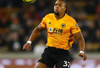 Es uno de los jugadores más llamativos por su contextura en la Premier League. Es uno de los jugadores más llamativos por su contextura en la Premier League.