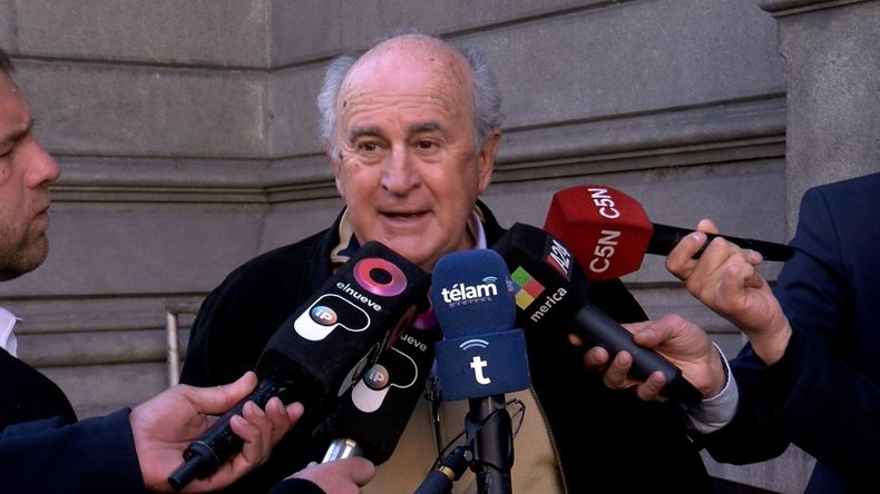 Parrilli aseguró que la Corte está en una actitud golpista.