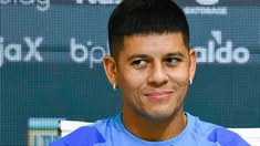 Marcos Rojo se fue de Boca y jugará en Racing. Marcos Rojo se fue de Boca y jugará en Racing.