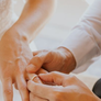 Se declaró un aumento en la Asignación por Matrimonio de ANSES. Se declaró un aumento en la Asignación por Matrimonio de ANSES.