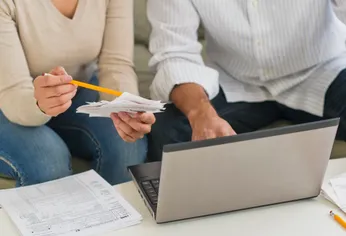 Una familia tipo propietaria de su vivienda con un ingreso de entre $1.994.869,74 y $2.493.587,17 es considera sector medio frágil.