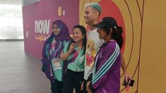 Tres jóvenes asiáticas confundieron a Coscu ¡con Maluma! Tres jóvenes asiáticas confundieron a Coscu ¡con Maluma!