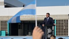 Vamos a seguir poniendo a la educación en el centro de nuestras decisiones, destacó Federico Achával.