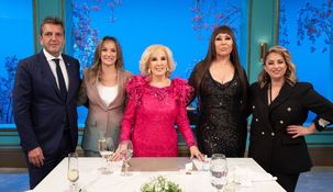 Sergio Massa fue el tercer candidato en ir a La Noche de Mirtha Legrand. Sergio Massa fue el tercer candidato en ir a La Noche de Mirtha Legrand.