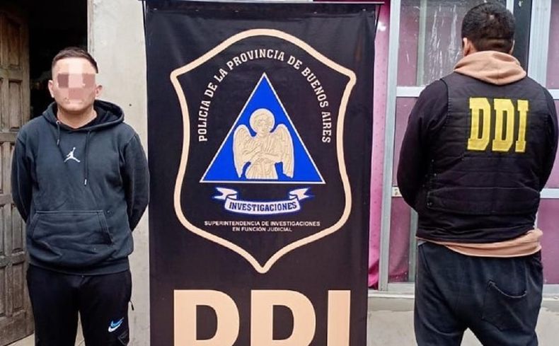 Uno de los barras de Los Andes detenidos.