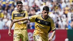 Di Lollo y Merentiel durante el duelo con Auckland. Di Lollo y Merentiel durante el duelo con Auckland.