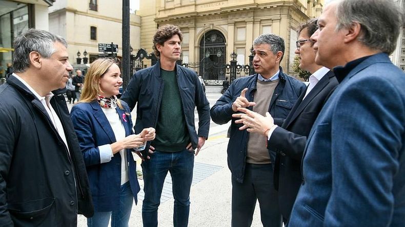 Jorge Macri estuvo acompañado por Martín Lousteau y Clara Muzzio.