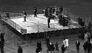 Casi 25 mil personas asistieron al último concierto pago de los Beatles en Candlestick Park, San Francisco, hace 60 años.