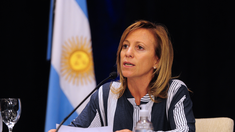 Según la ministra, el paciente tiene el esquema completo de vacunación. Según la ministra, el paciente tiene el esquema completo de vacunación.