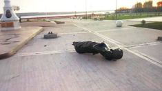 Así quedó la estatua de Cristina Kirchner. Así quedó la estatua de Cristina Kirchner.