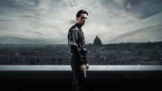 Netflix lanzó una serie de 8 capítulos que mezcla mafia, política e iglesia