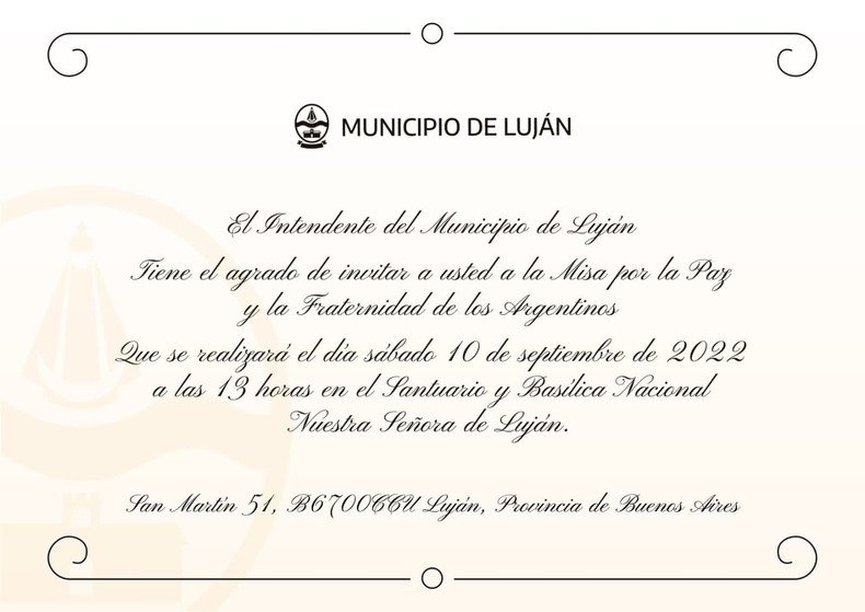 El intendente de Luján, Leonardo Boto, es el encargado de distribuir las invitaciones formales para la misa del próximo sábado 10.