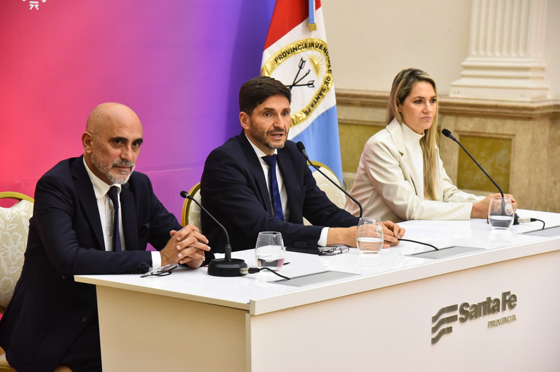 Maximiliano Pullaro acompañó varias medidas del gobierno de Javier Milei.