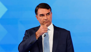 ¿Dónde está Flávio Bolsonaro?