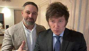 Milei junto a Santiago Abascal, líder de VOX. Milei junto a Santiago Abascal, líder de VOX.