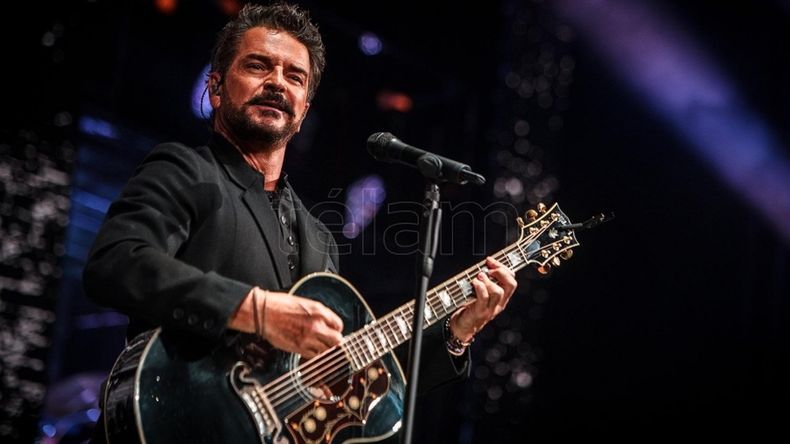 Ricardo Arjona envuelto en la polémica por sus criticas durante su show.&nbsp;