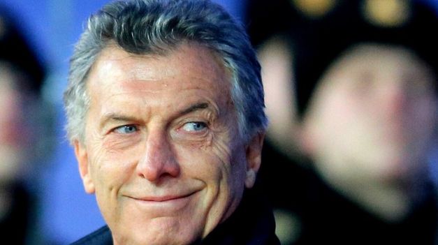 Mauricio Macri era investigado por supuesto espionaje a los familiares de los tripulantes.