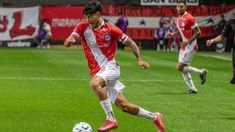 Argentinos Juniors pretende 5 millones de dólares por el 50% del pase de Roman Vega Argentinos Juniors pretende 5 millones de dólares por el 50% del pase de Roman Vega