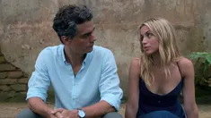Una historia biográfica que combina política, amor y tragedia, y que convirtió a esta película en una de las más vistas dentro de Netflix.