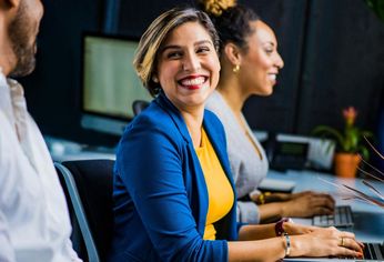 En el ámbito laboral, encontrar el equilibrio entre sinceridad y diplomacia es fundamental para mantener relaciones saludables y un entorno productivo. &nbsp;