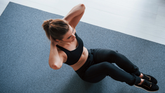 Los ejercicios que recomiendan para marcar el abdomen en un mes Los ejercicios que recomiendan para marcar el abdomen en un mes