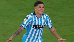 Quintero metió un golazo de tiro libre. Quintero metió un golazo de tiro libre.