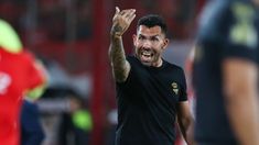 Se confirmó la sanción a Carlos Tévez tras sus acusaciones contra el árbitro Pablo Dóvalo Se confirmó la sanción a Carlos Tévez tras sus acusaciones contra el árbitro Pablo Dóvalo