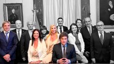 En el inicio de su gobierno, Javier Milei definió un Gabinete con 9 ministerios.