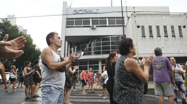 Cortes De Luz: Fuerte Reclamo En Las Oficinas De Edesur De Parque ...