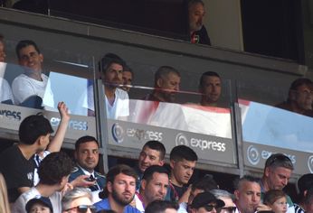 Scaloni, Samuel, Aimar y parte del CT, juntos en Rosario.
