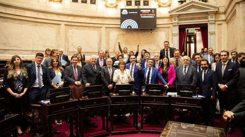 Los referentes de La Libertad Avanza festejaron la sanción de la reforma laboral.