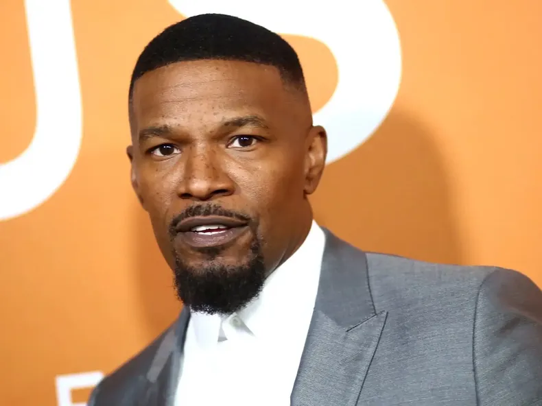 Jamie Foxx apareció en redes sociales luego de haber estado internado.&nbsp;