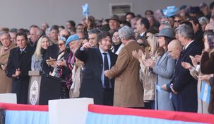 Nicolás Pino junto a Javier Milei en la Expo Rural 2024&nbsp;