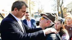 Massa se reunió con jubilados y les pidió que vayan a las urnas. Massa se reunió con jubilados y les pidió que vayan a las urnas.