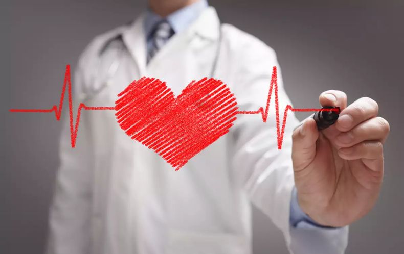 Aquellas personas que permanecen constantemente solos tiene un 56% más de tener un ataque al corazón. La autora principal del estudio de Harvard destaca la importancia de pensar la soledad como un problema de salud pública.