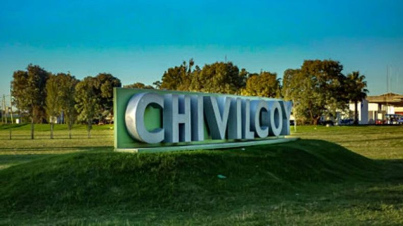 El acceso a Chivilcoy es sencillo a través de la Ruta Nacional 5, con opciones en auto o en ómnibus desde la Terminal de Retiro.