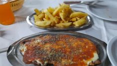 Qué pedir en este icónico bodegón de la ciudad. Qué pedir en este icónico bodegón de la ciudad.