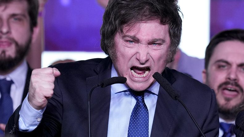 Milei ordenó el retiro de la Ley Ómnibus del Congreso.
