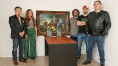 “Los amantes de Rembrandt” gira en torno a una pintura de origen misterioso. “Los amantes de Rembrandt” gira en torno a una pintura de origen misterioso.