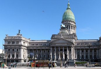 La decisión del Gobierno causó preocupación en distintos sectores. La decisión del Gobierno causó preocupación en distintos sectores.