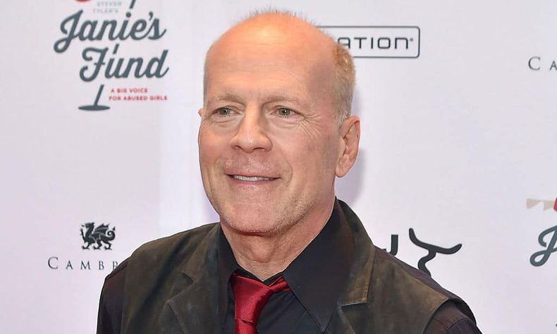 Bruce Willis se retira de la actuación por padecer de afasia