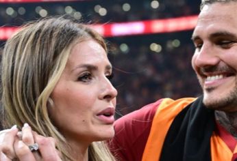 El rosarino fue ovacionado y terminó festejando en el campo de juego con la actriz y sus hijos. El rosarino fue ovacionado y terminó festejando en el campo de juego con la actriz y sus hijos.