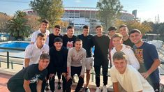 Julián Álvarez volvió a River para visitar la pensión y charlar con los juveniles. Julián Álvarez volvió a River para visitar la pensión y charlar con los juveniles.