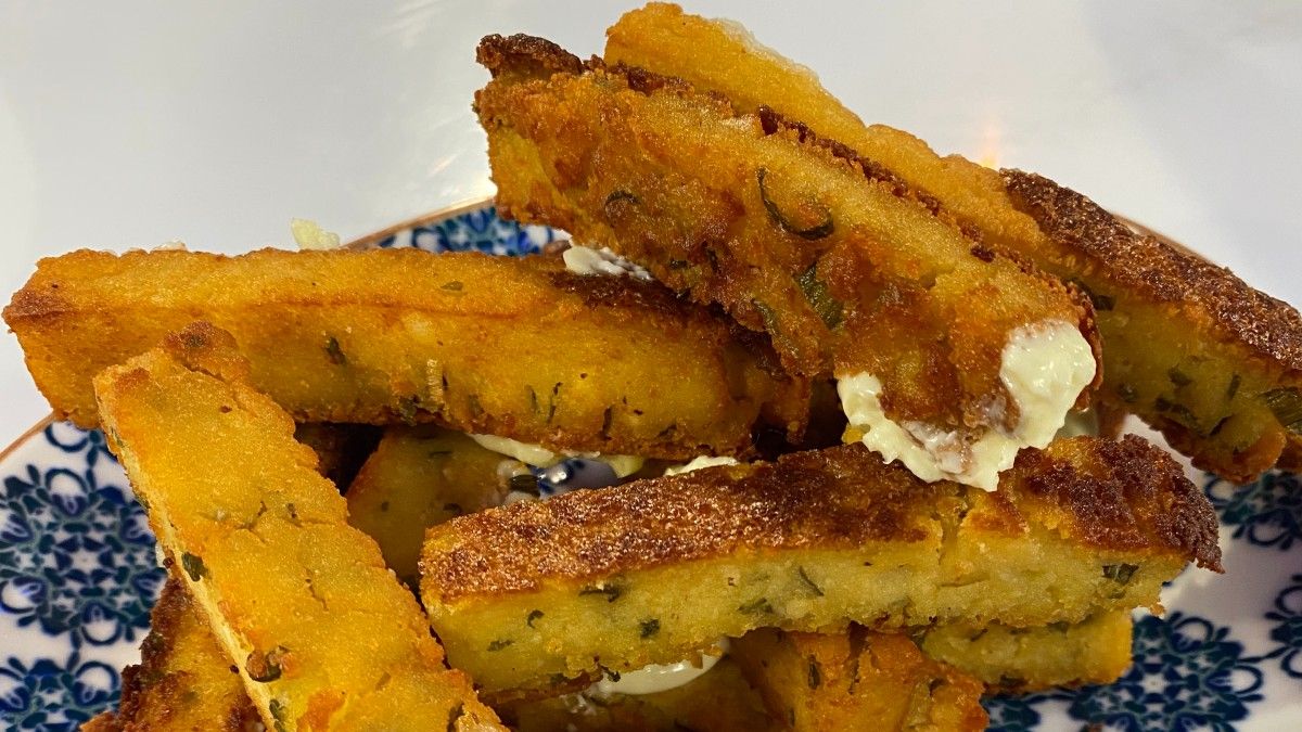 La RECETA de JUAN BRACELI y JUANI FERRARA para sacar una FAINÁ FRITA con  verdeo y ricota, cremosa por dentro y crocante por fuera, image size:1200x675