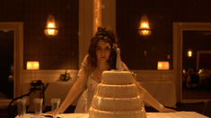 Érica Rivas en la escena del casamiento sangriento y la venganza por una infidelidad. Érica Rivas en la escena del casamiento sangriento y la venganza por una infidelidad.