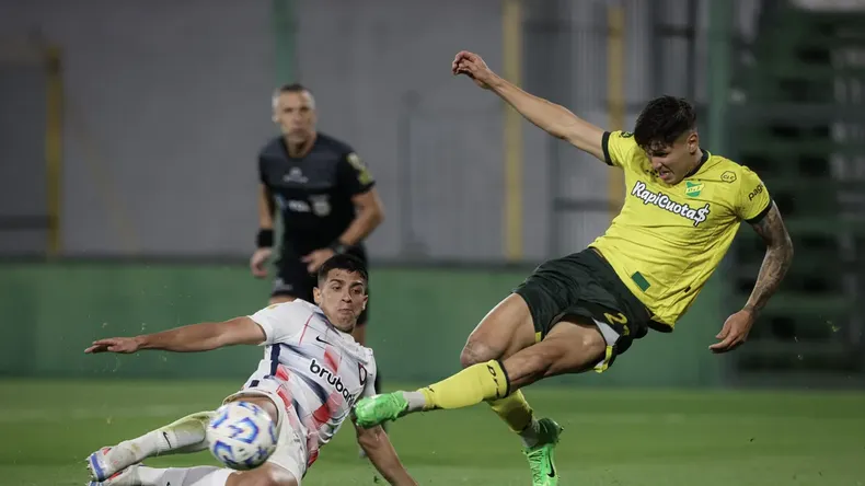 San Lorenzo empató sin goles con el Halcón de Varela.